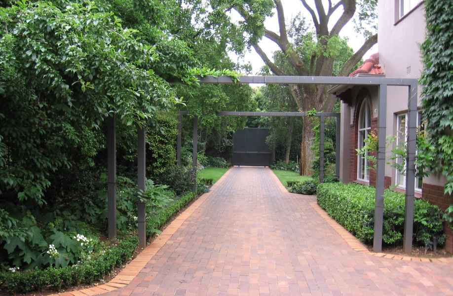 smit-rouxbin-001 Gardens - Shirley Wallington