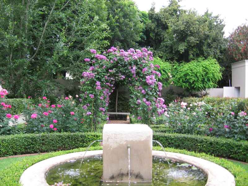 file-1310 Gardens - Shirley Wallington